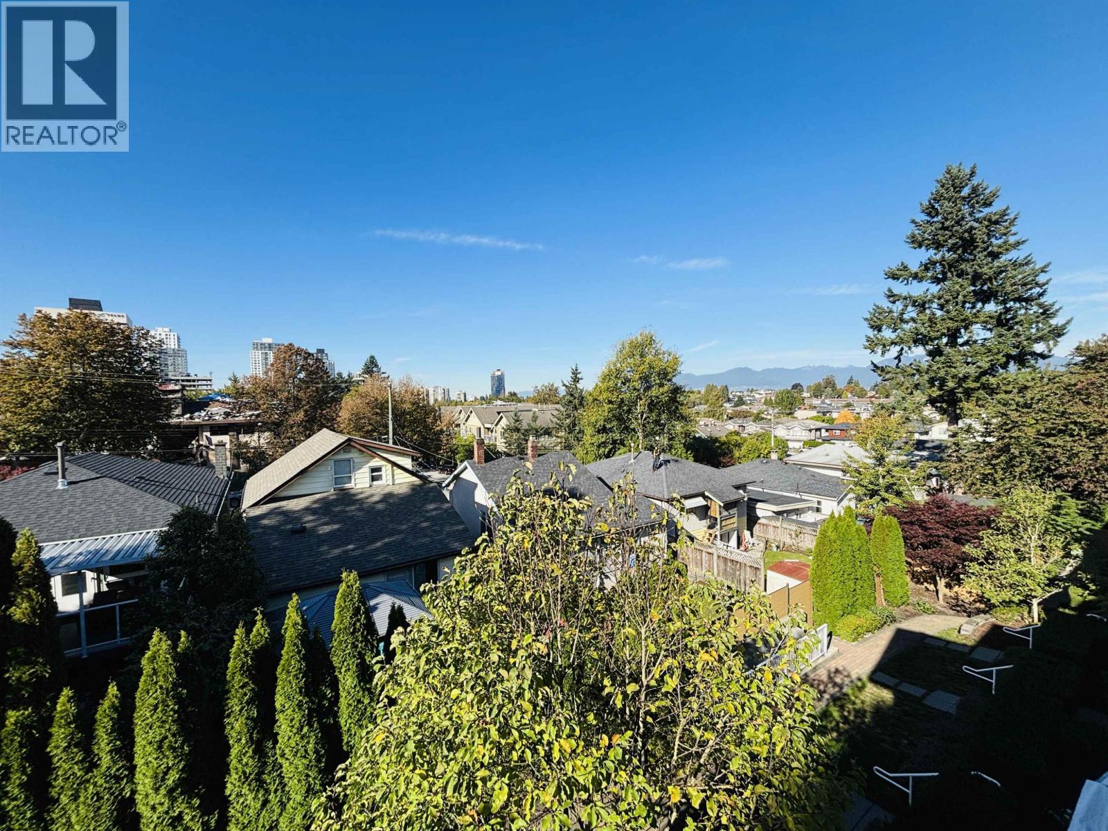5655 Inman Avenue, Burnaby, British Columbia  V5H 2M2 - Photo 2 - R3059790