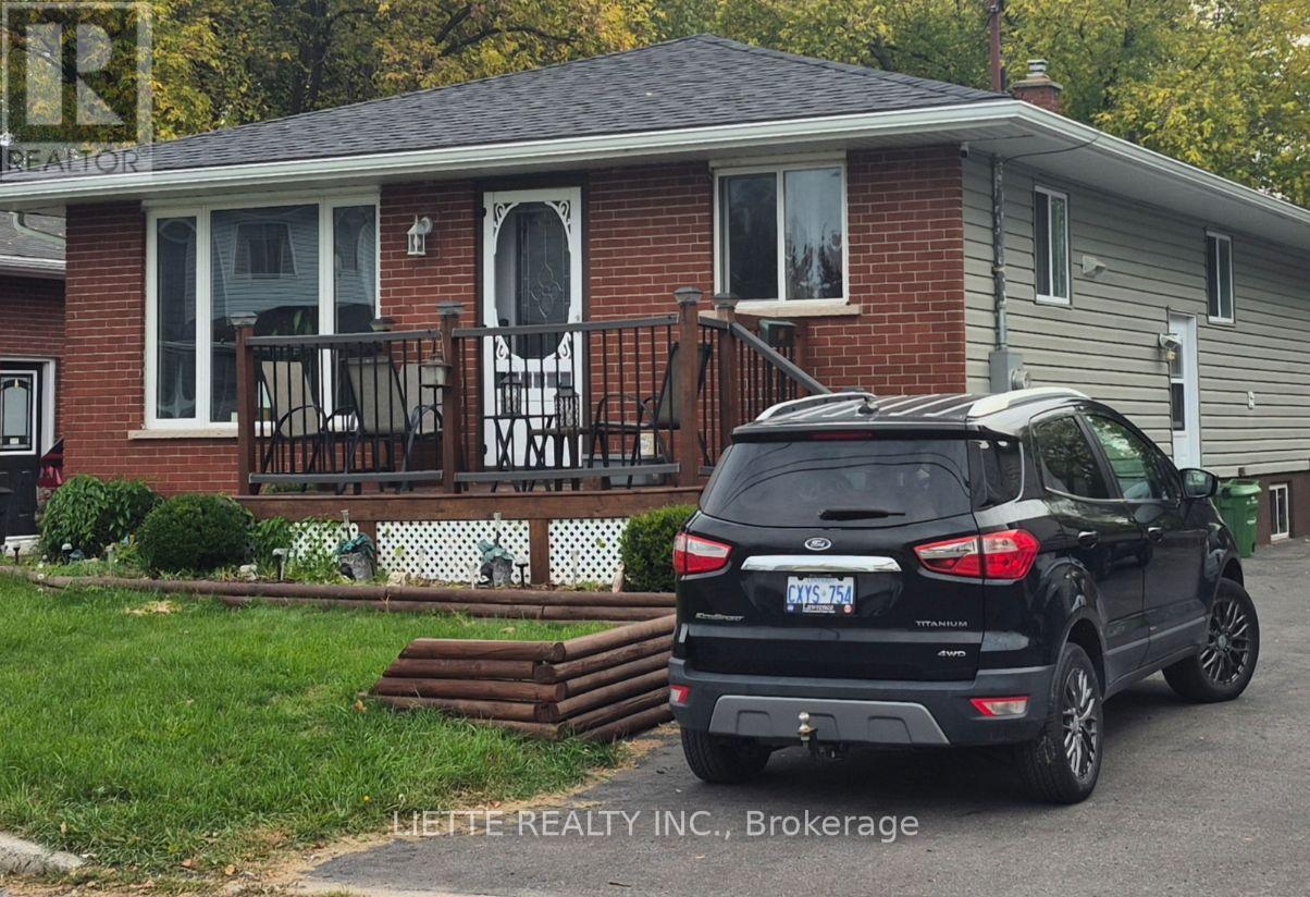 823 BEDFORD STREET, Cornwall, Ontario