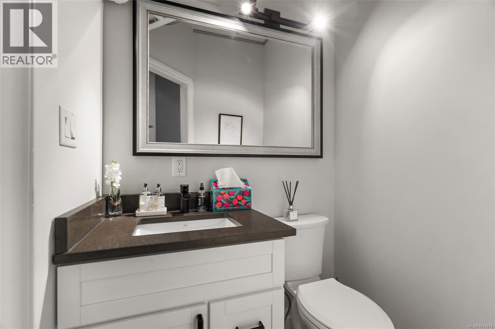 9715 Second St, Sidney, British Columbia  V8L 3C3 - Photo 6 - 1015874