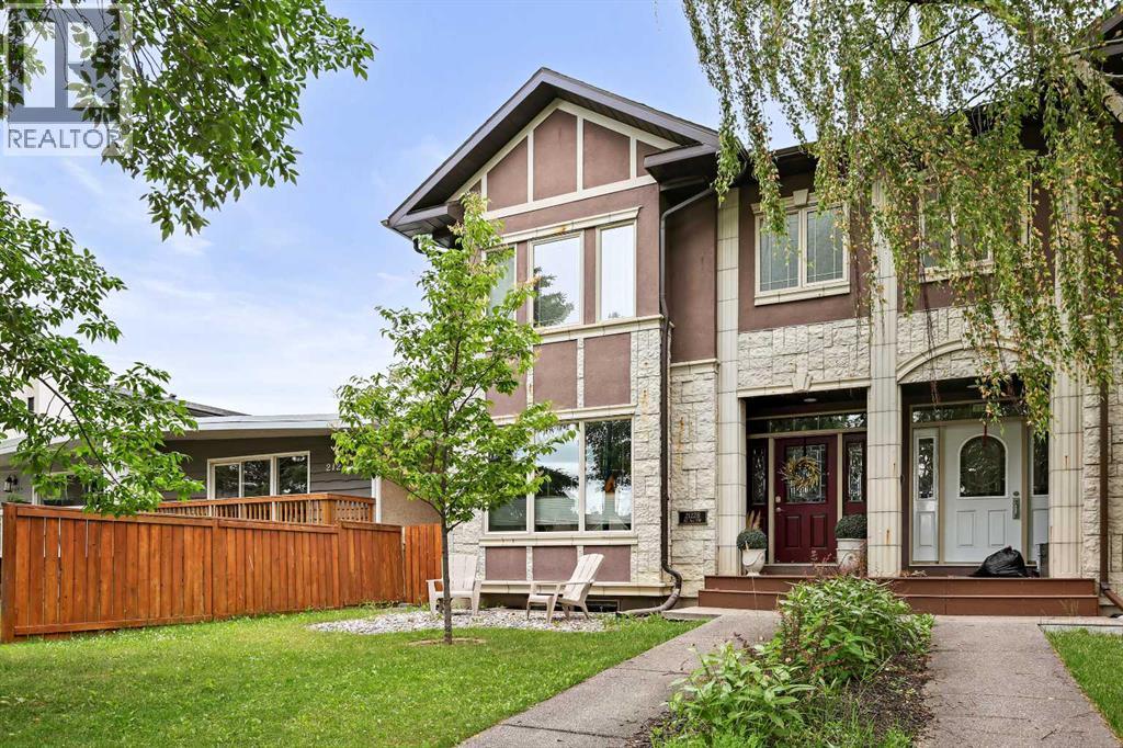 2122b 52 Avenue Sw, Calgary, Alberta  T3E 1K3 - Photo 2 - A2236482