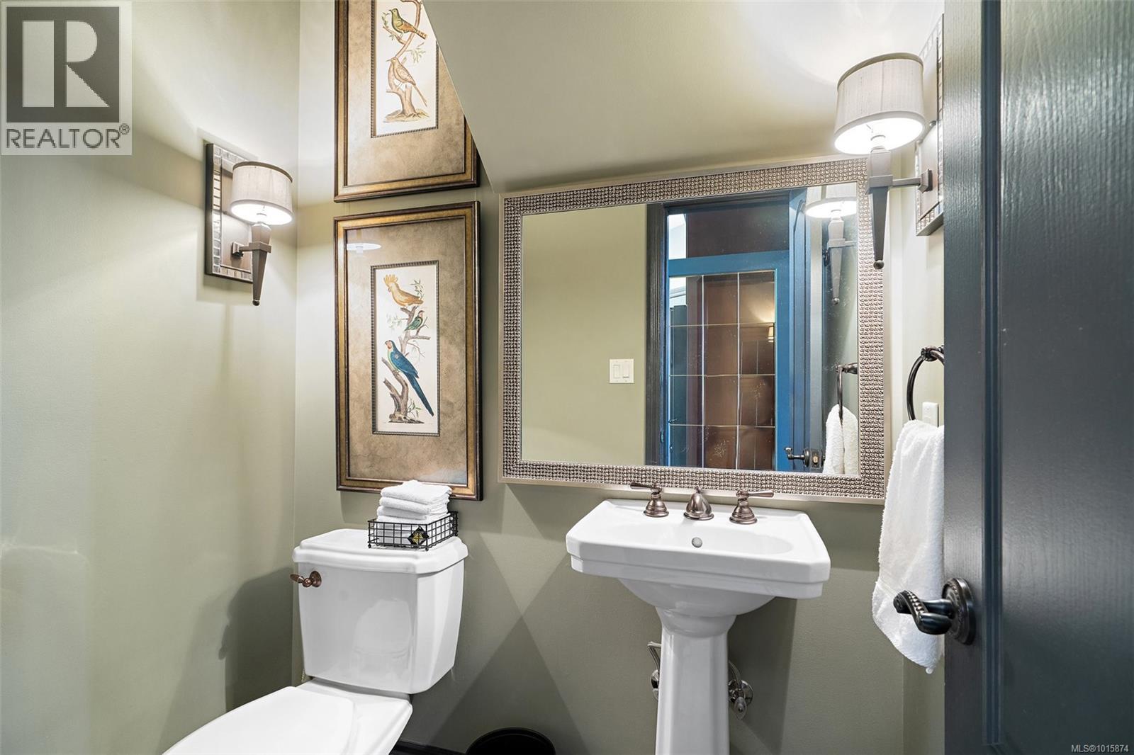 9715 Second St, Sidney, British Columbia  V8L 3C3 - Photo 17 - 1015874