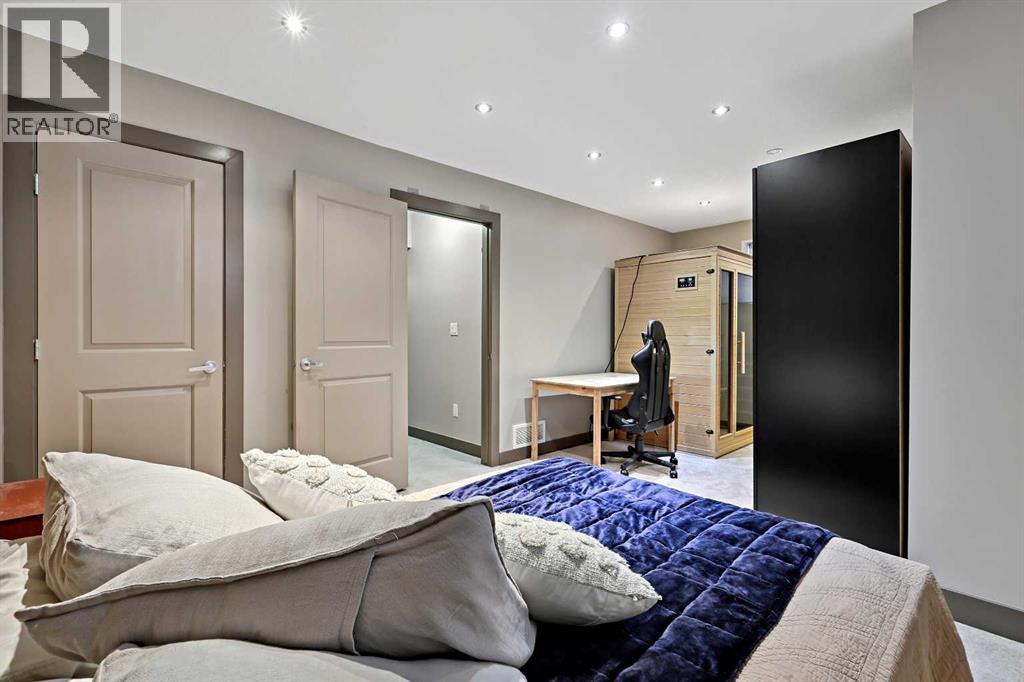 2122b 52 Avenue Sw, Calgary, Alberta  T3E 1K3 - Photo 36 - A2236482