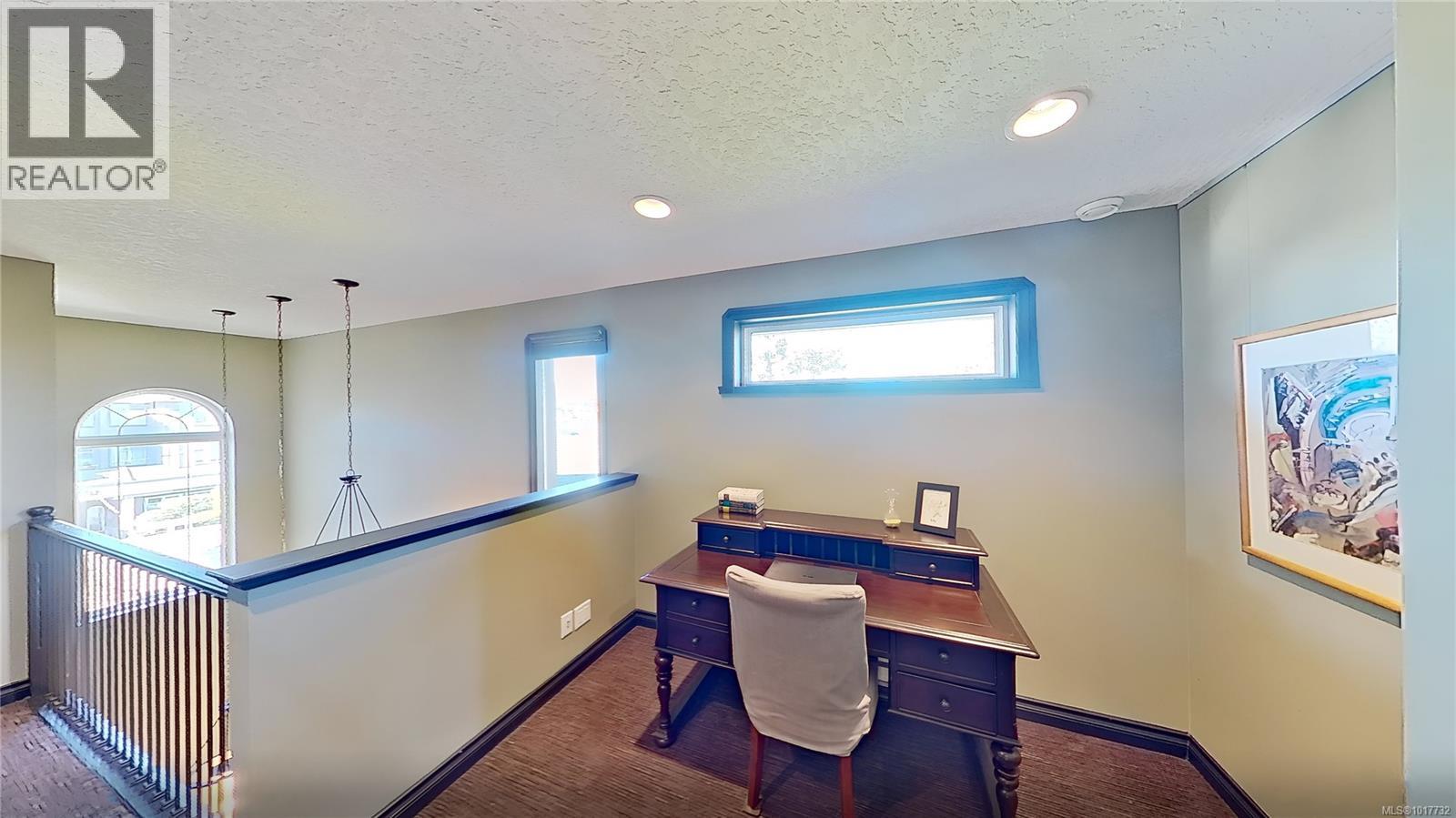 9715 Second St, Sidney, British Columbia  V8L 3E4 - Photo 28 - 1017732