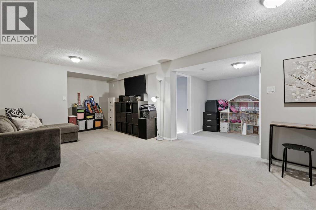 832 68 Avenue Sw, Calgary, Alberta  T2V 0N4 - Photo 18 - A2261840