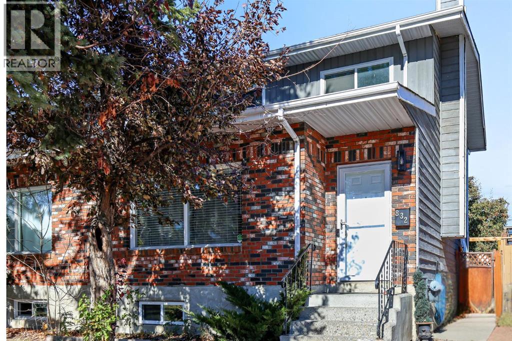 832 68 Avenue SW, Calgary, Alberta