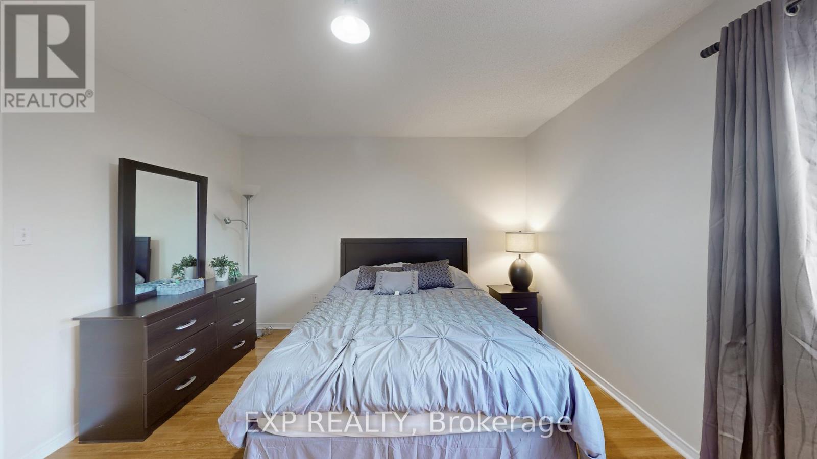 3896 Lacman Trail, Mississauga, Ontario  L5M 6N8 - Photo 23 - W12469359