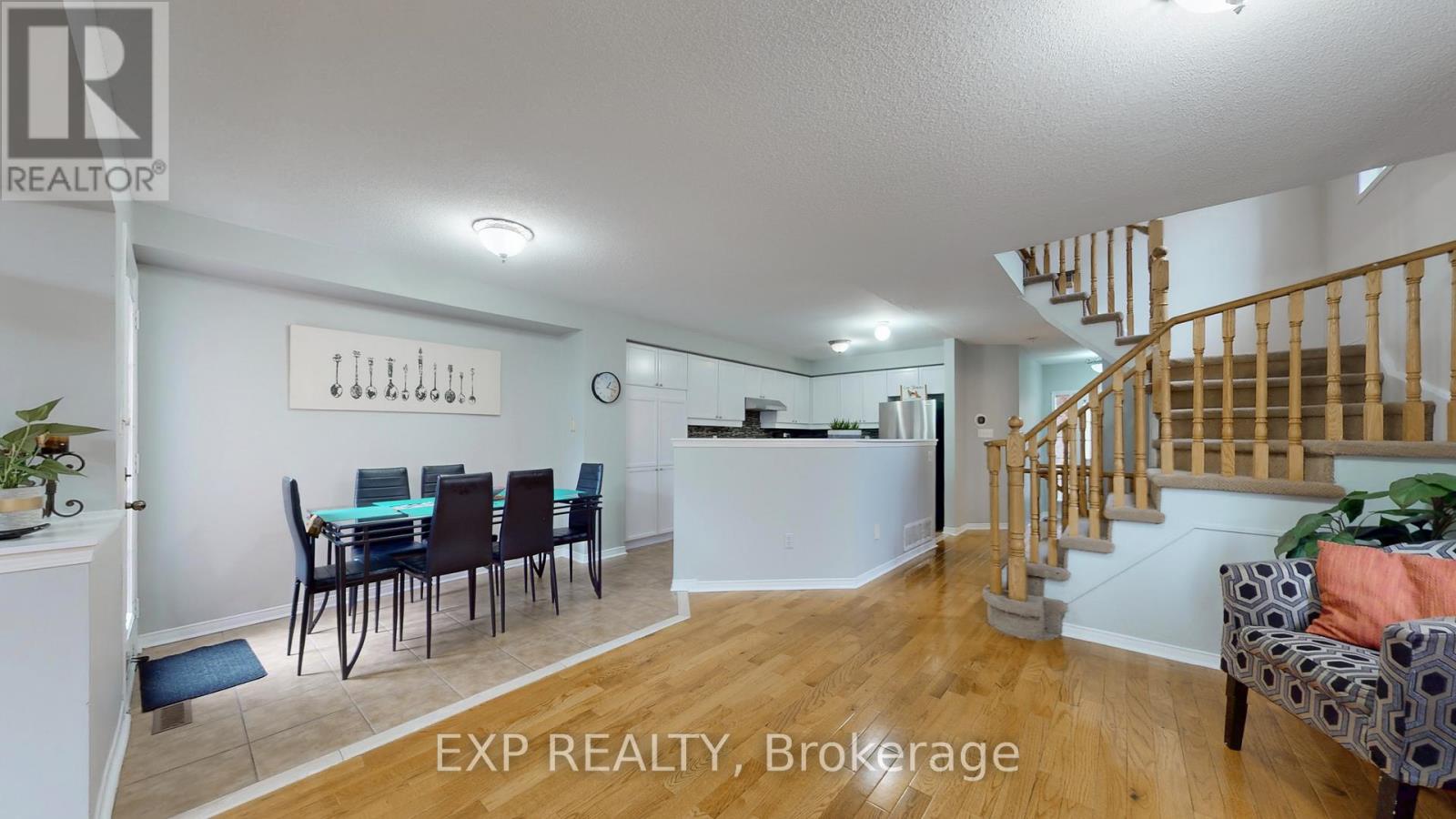 3896 Lacman Trail, Mississauga, Ontario  L5M 6N8 - Photo 9 - W12469359
