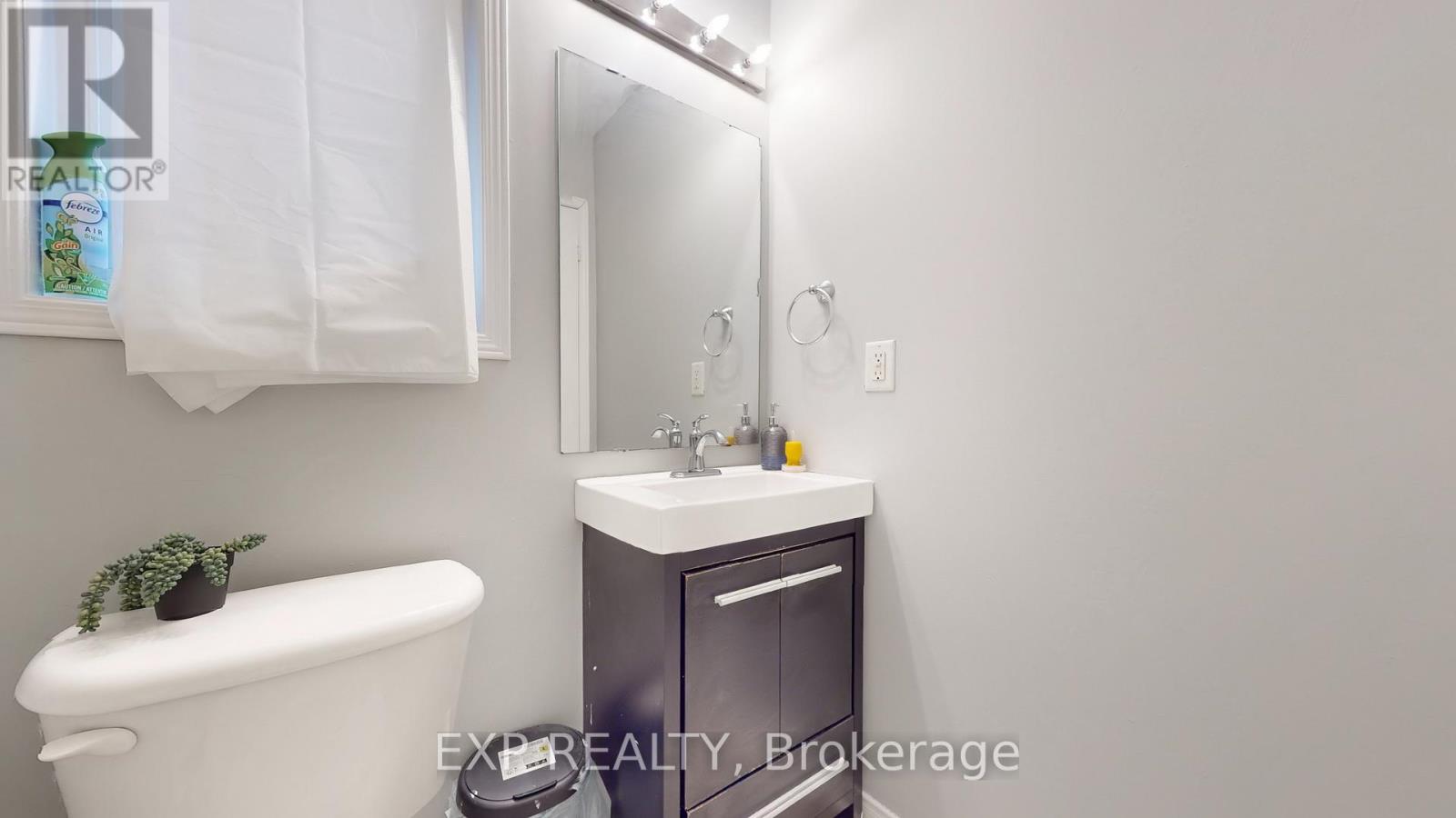 3896 Lacman Trail, Mississauga, Ontario  L5M 6N8 - Photo 26 - W12469359