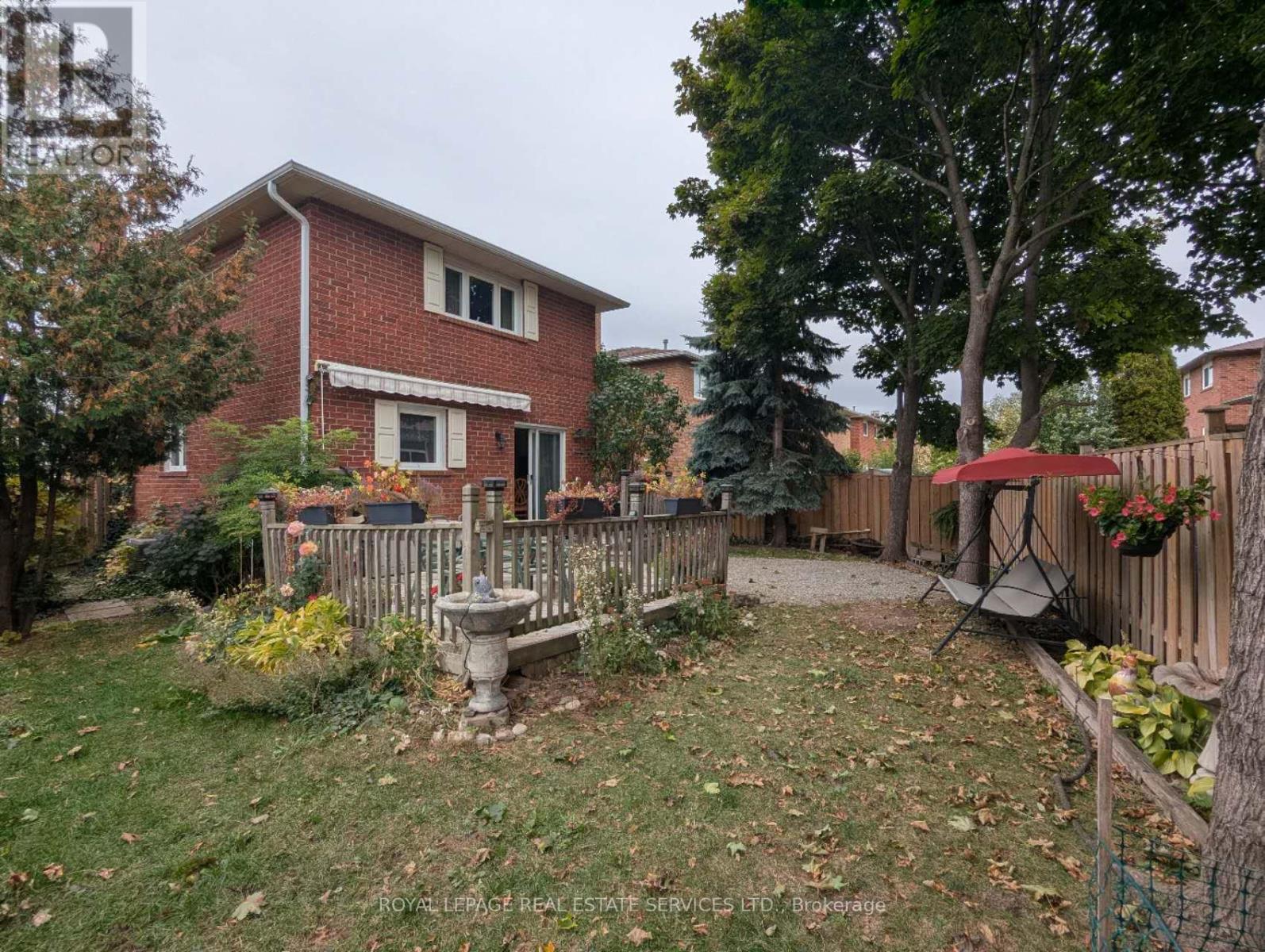 4179 Melia Drive, Mississauga, Ontario  L5C 4J3 - Photo 21 - W12469966