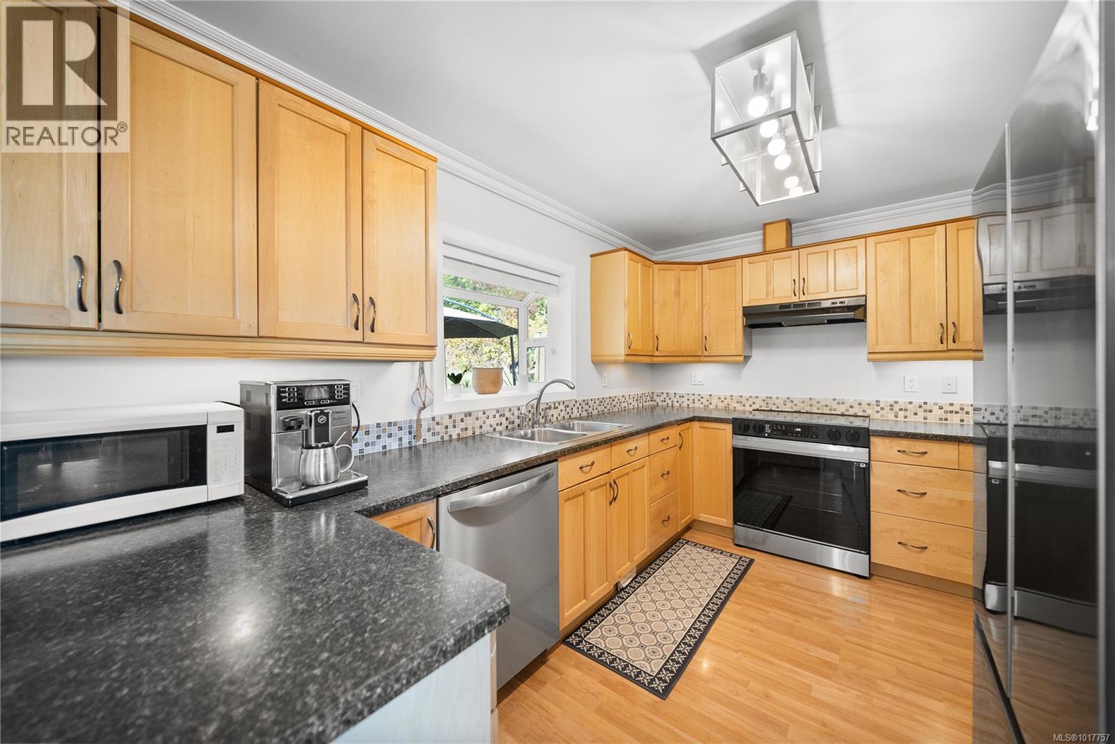 713 Dogwood Rd, Nanaimo, British Columbia  V9R 3C2 - Photo 5 - 1017757
