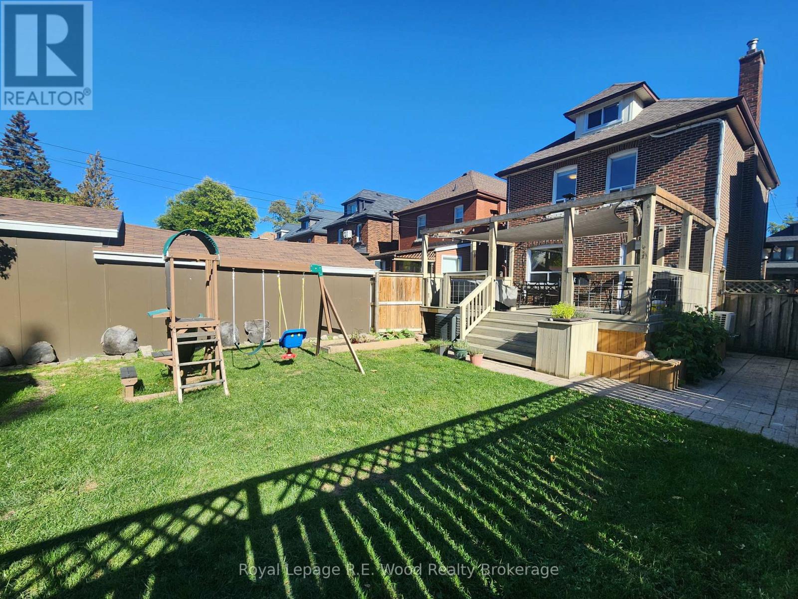 252 Graham Avenue S, Hamilton, Ontario  L8K 2M6 - Photo 28 - X12467903