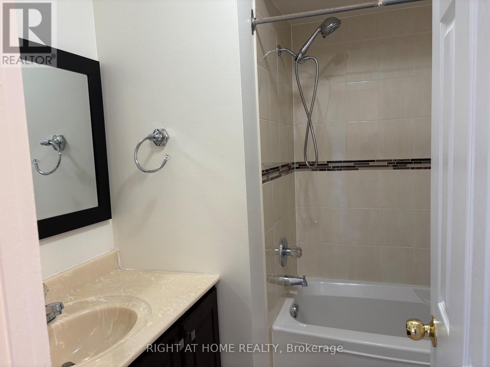 3 - 2 White Abbey Park, Toronto, Ontario  M1R 5A1 - Photo 11 - E12469988