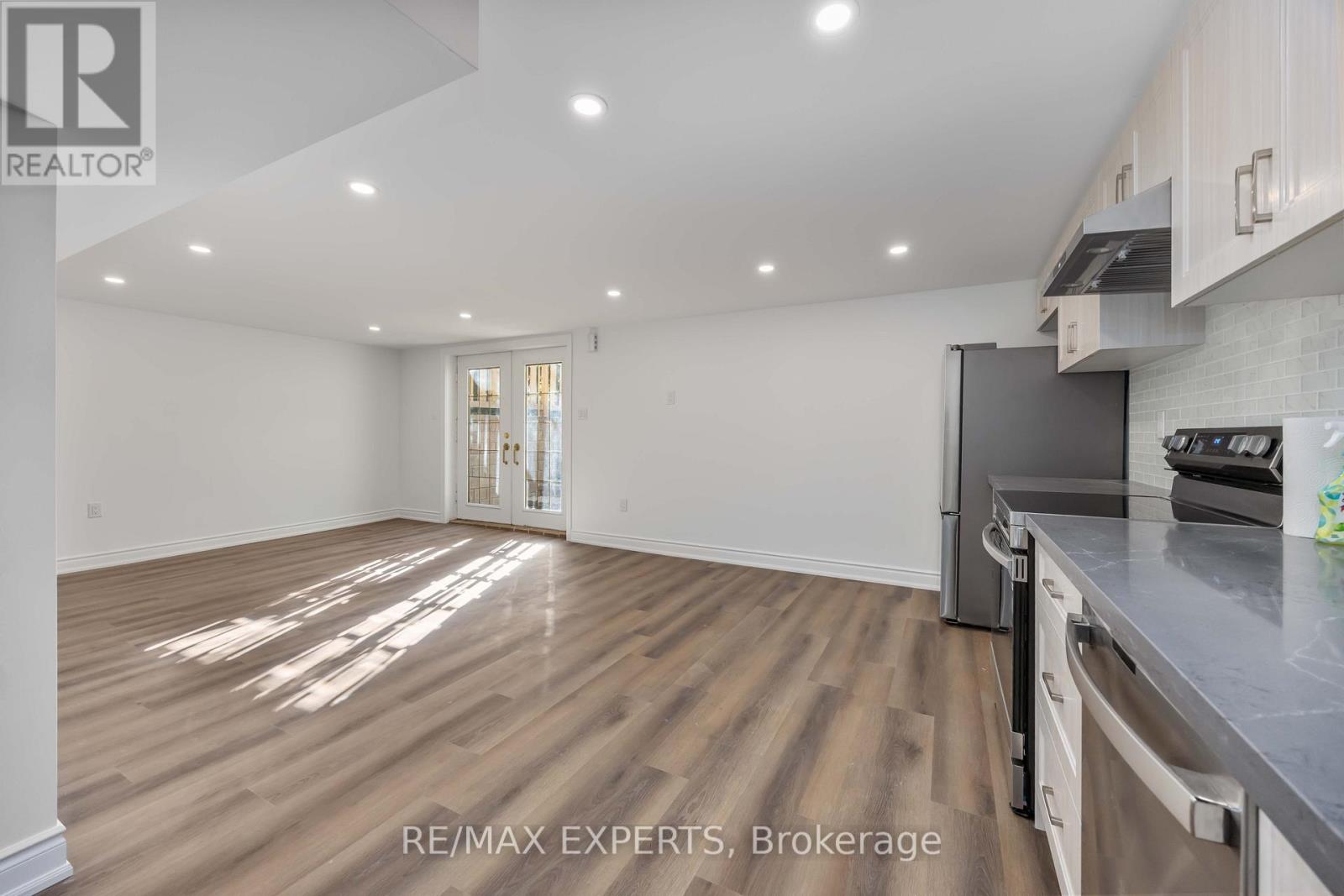 136 Holm Crescent, Markham, Ontario  L3T 5J3 - Photo 14 - N12469983