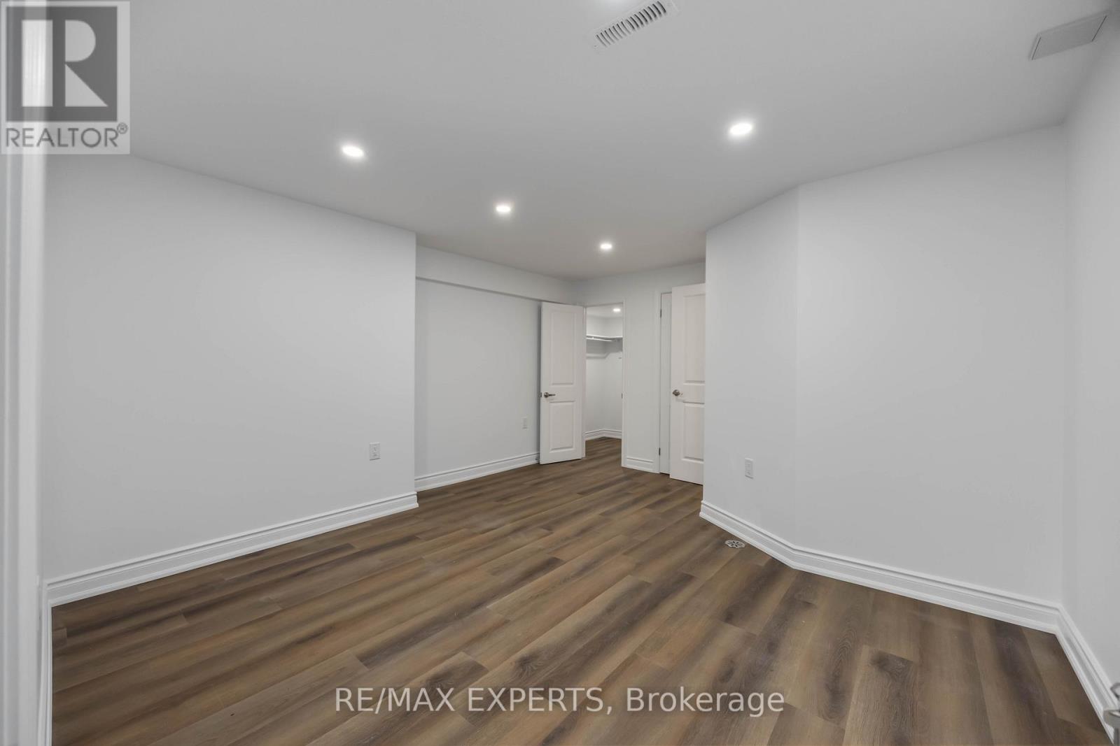 136 Holm Crescent, Markham, Ontario  L3T 5J3 - Photo 19 - N12469983
