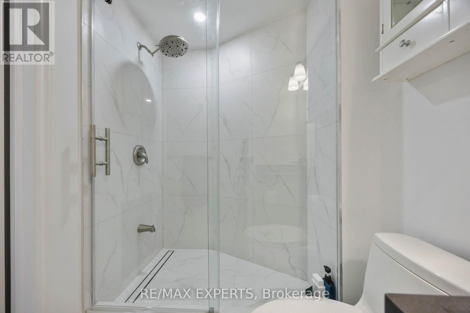 136 Holm Crescent, Markham, Ontario  L3T 5J3 - Photo 24 - N12469983