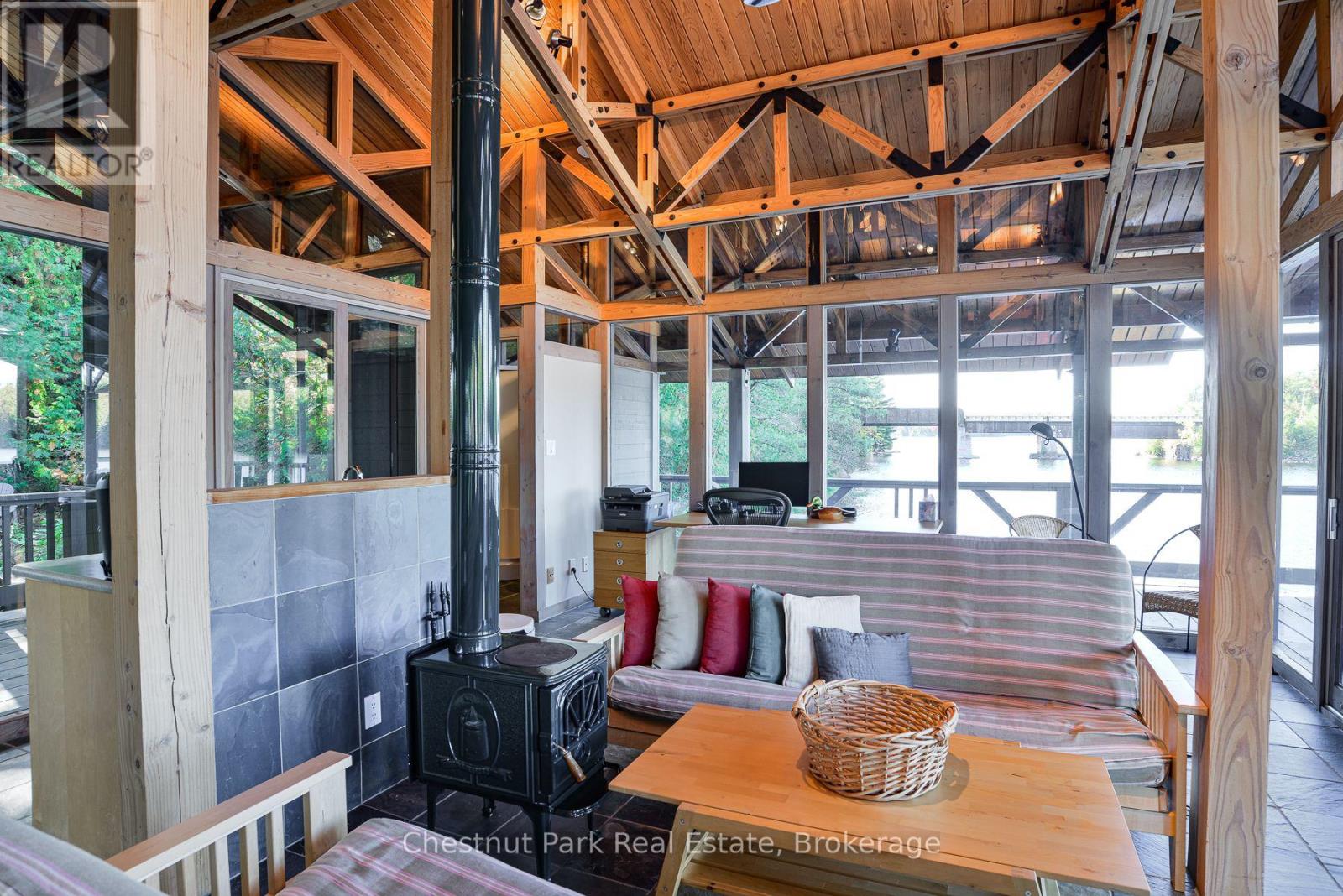 1024 Neals Road, Muskoka Lakes, Ontario  P0C 1M0 - Photo 31 - X12470007
