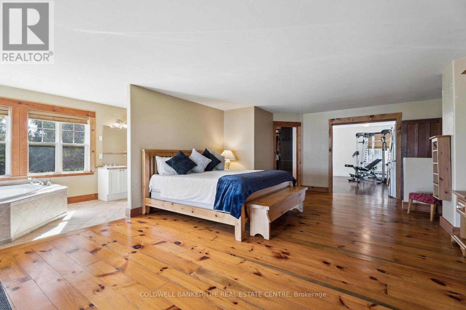 1099 Stoney Point Road, Innisfil, Ontario  L0L 1W0 - Photo 25 - N12458439