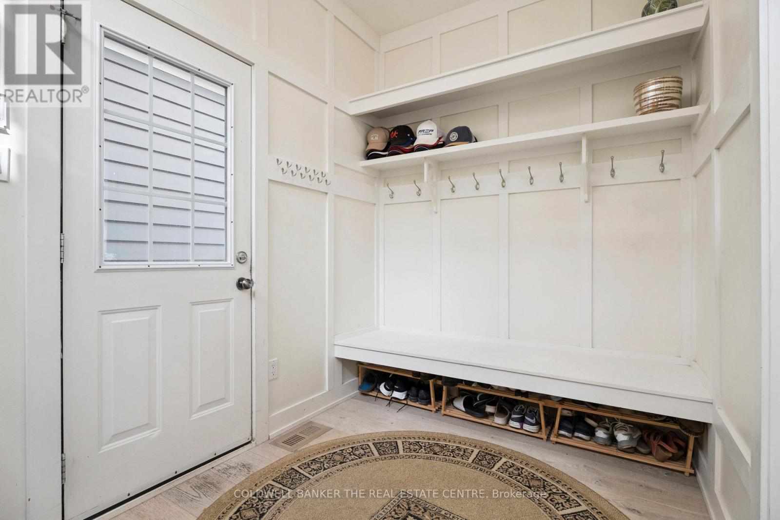 1099 Stoney Point Road, Innisfil, Ontario  L0L 1W0 - Photo 14 - N12458439