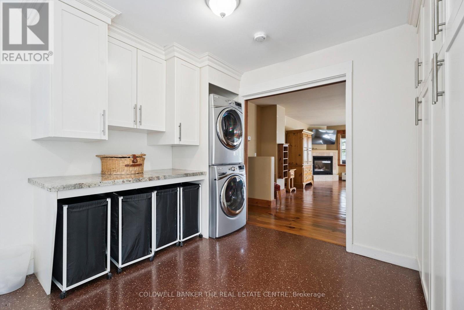 1099 Stoney Point Road, Innisfil, Ontario  L0L 1W0 - Photo 31 - N12458439