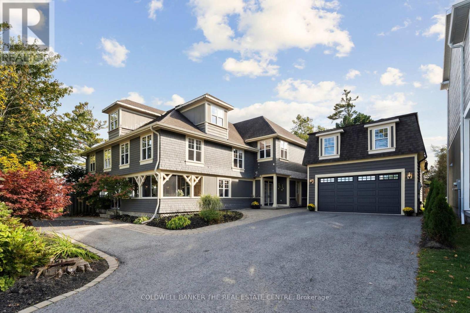 1099 Stoney Point Road, Innisfil, Ontario  L0L 1W0 - Photo 2 - N12458439