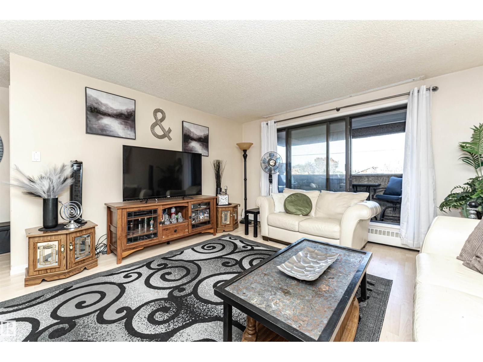 #305 5316 118 Av Nw, Edmonton, Alberta  T5W 1C4 - Photo 2 - E4462672