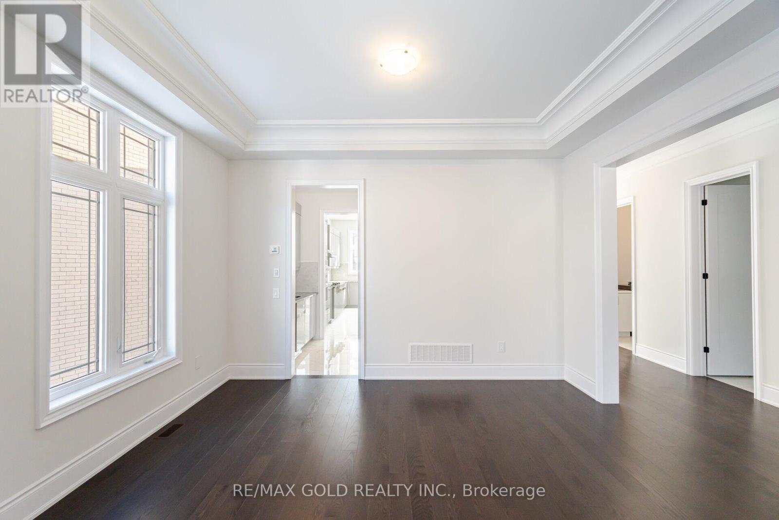 80 Raspberry Ridge Avenue, Caledon, Ontario  L7C 4N2 - Photo 14 - W12469982
