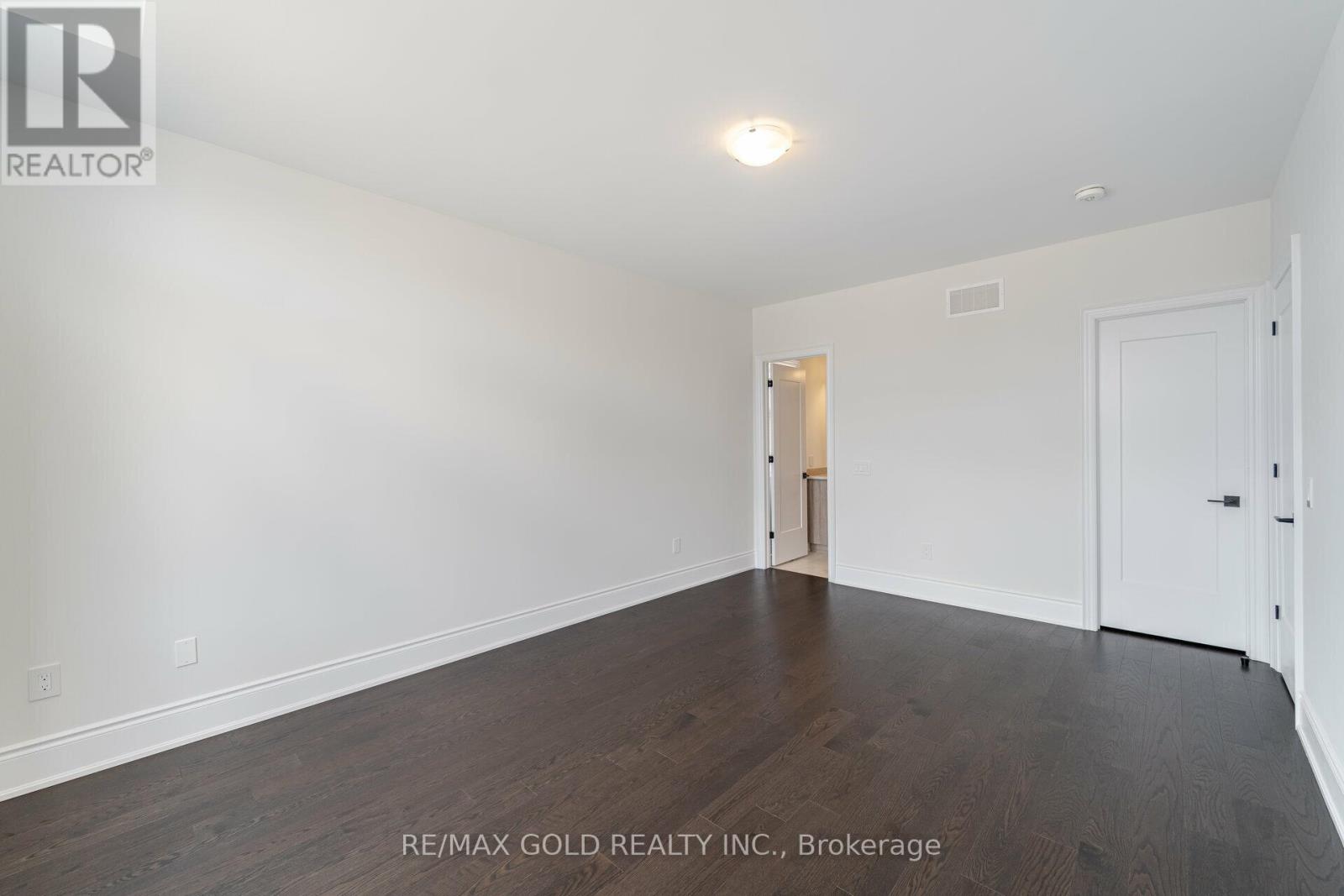 80 Raspberry Ridge Avenue, Caledon, Ontario  L7C 4N2 - Photo 38 - W12469982