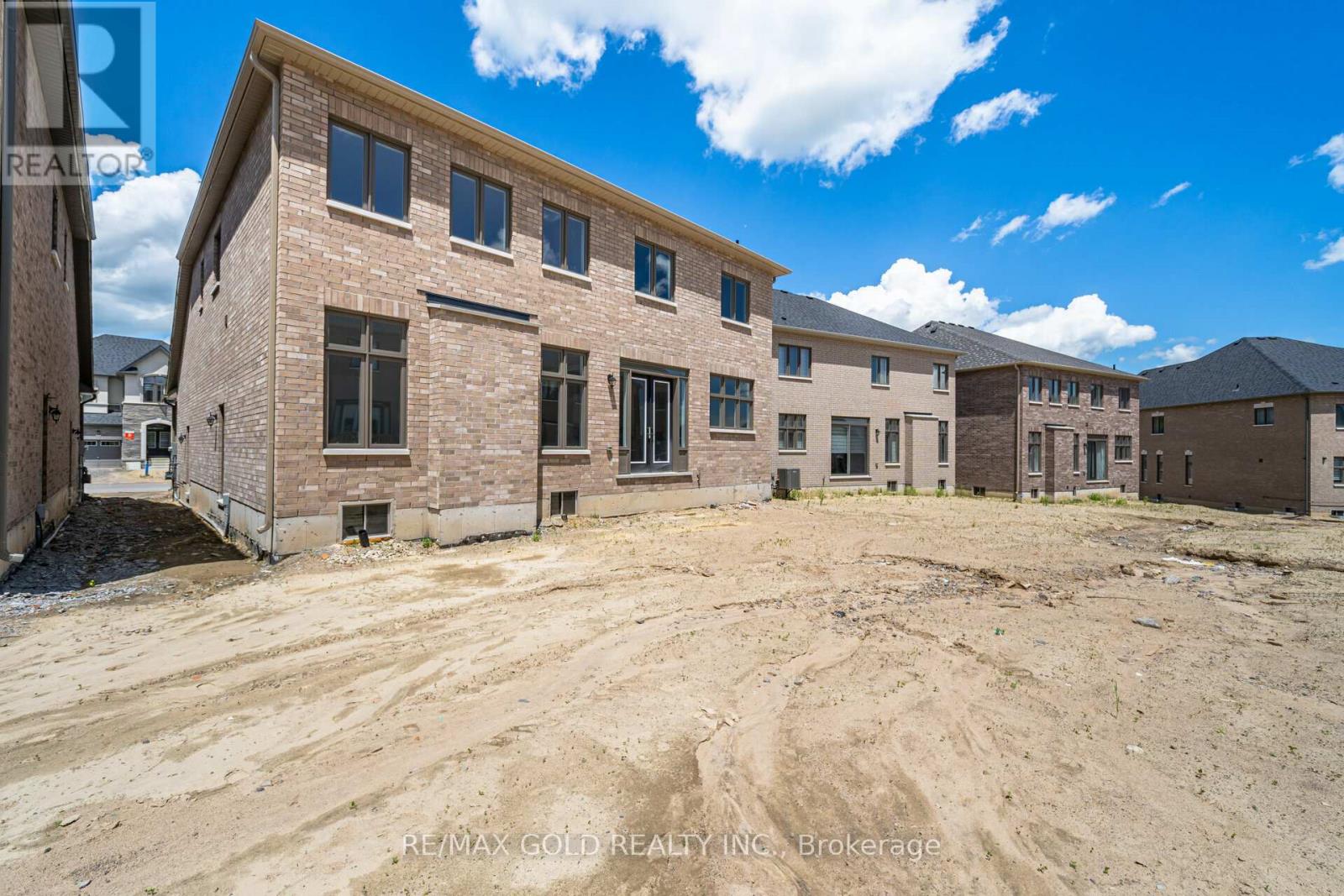 80 Raspberry Ridge Avenue, Caledon, Ontario  L7C 4N2 - Photo 45 - W12469982