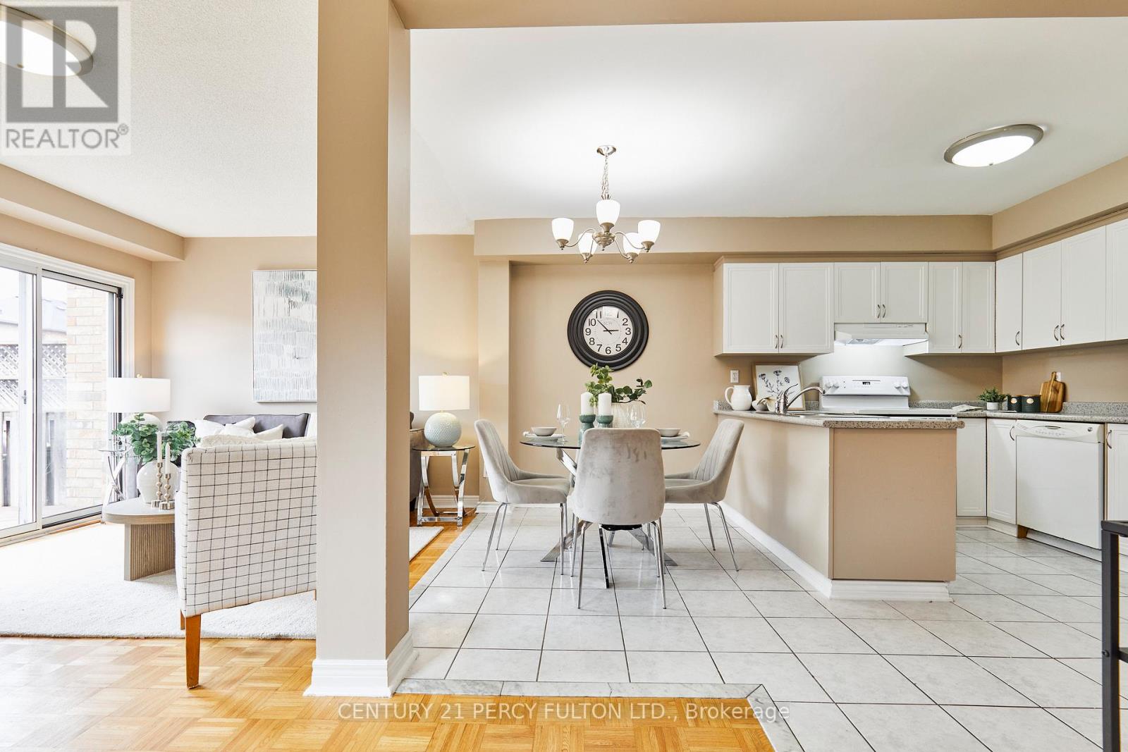 29 Archbury Circle, Caledon, Ontario  L7E 2H7 - Photo 16 - W12469987