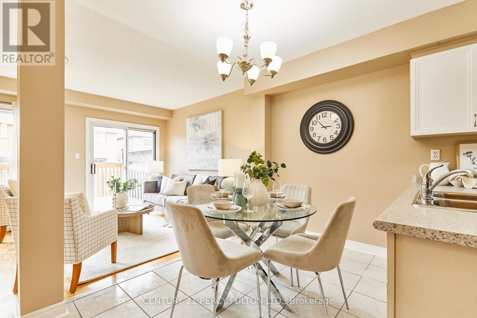 29 Archbury Circle, Caledon, Ontario  L7E 2H7 - Photo 6 - W12469987
