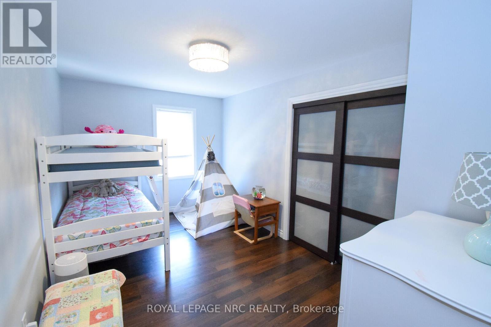 128 Haig Street, St. Catharines, Ontario  L2R 6L2 - Photo 29 - X12470006