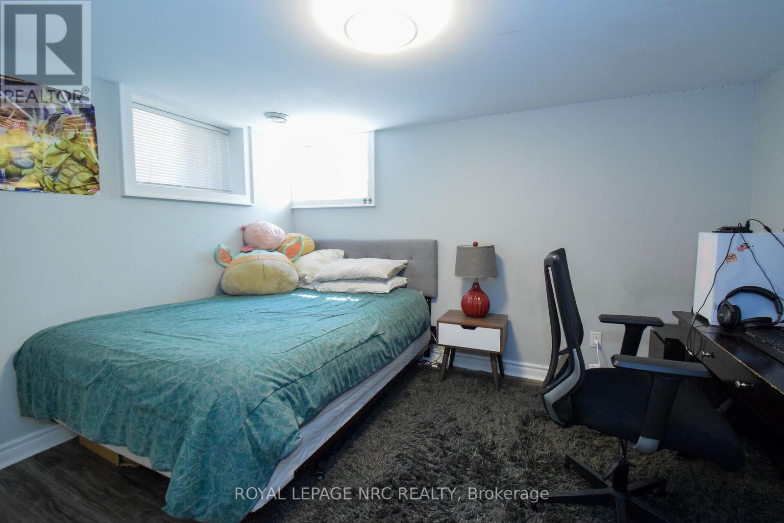 128 Haig Street, St. Catharines, Ontario  L2R 6L2 - Photo 34 - X12470006