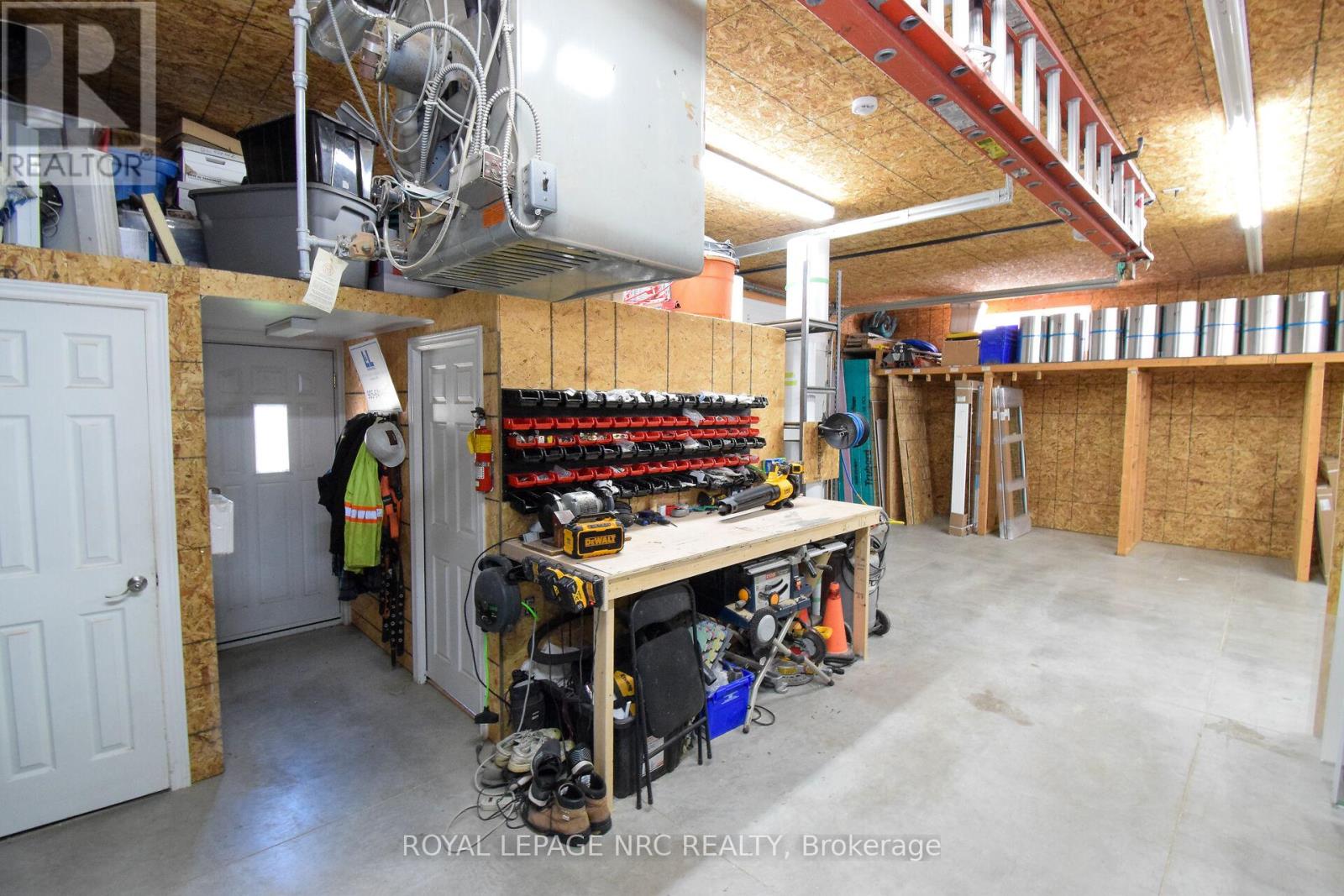 128 Haig Street, St. Catharines, Ontario  L2R 6L2 - Photo 46 - X12470006