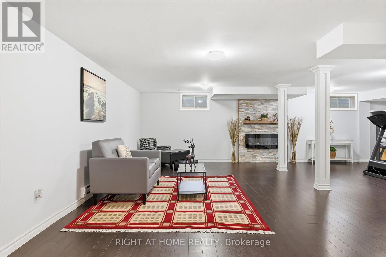 111 Gracehill Crescent, Hamilton, Ontario  L8B 1A5 - Photo 28 - X12469978
