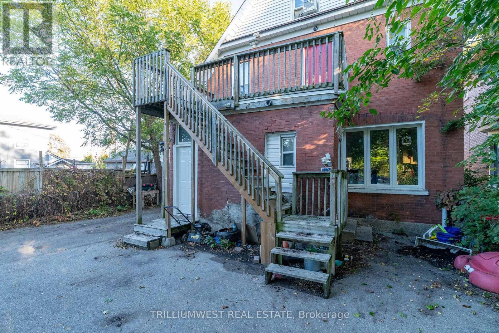 Upper - 63 Highland Road, Kitchener, Ontario  N2M 3B7 - Photo 16 - X12469984