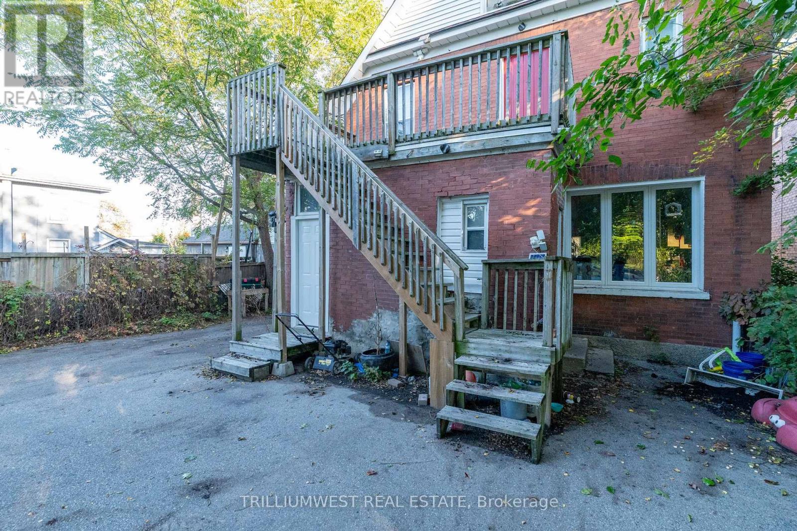Upper - 63 Highland Road, Kitchener, Ontario  N2M 3B7 - Photo 17 - X12469984