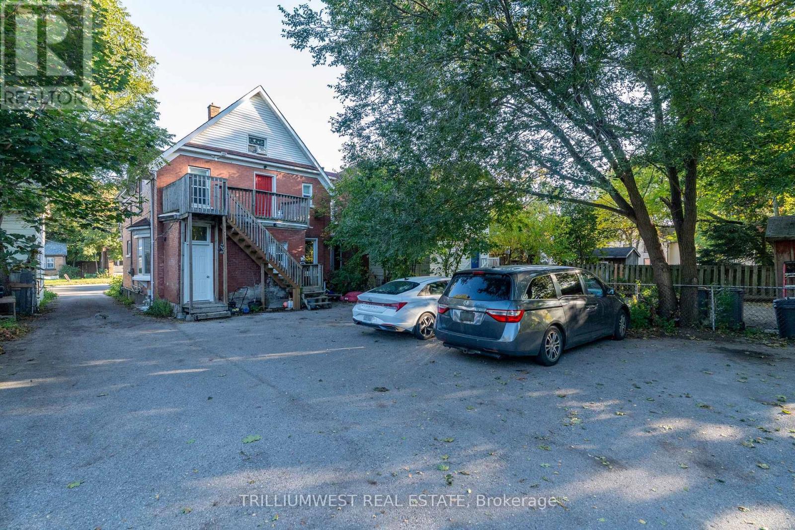 Upper - 63 Highland Road, Kitchener, Ontario  N2M 3B7 - Photo 21 - X12469984