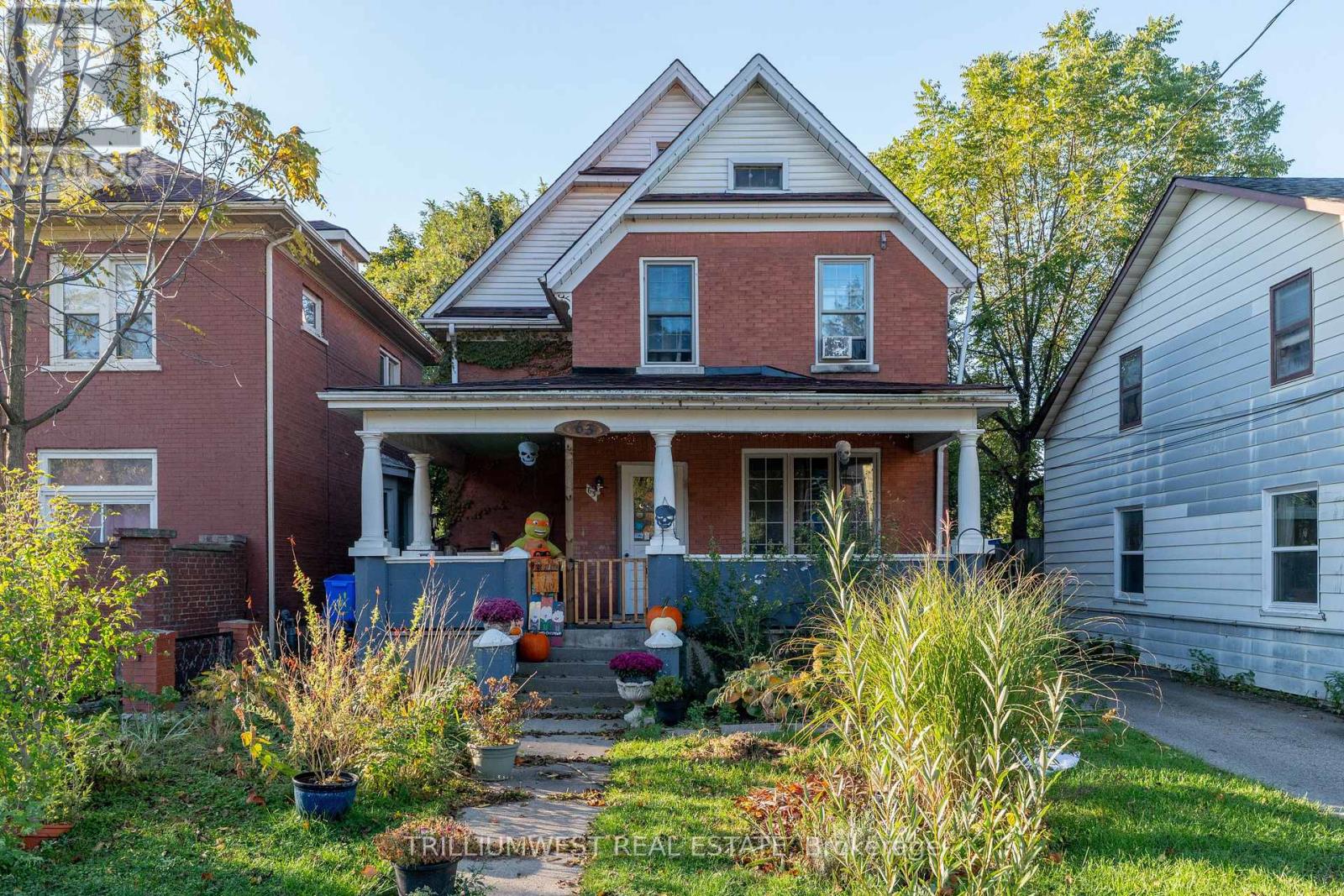 Upper - 63 Highland Road, Kitchener, Ontario  N2M 3B7 - Photo 3 - X12469984