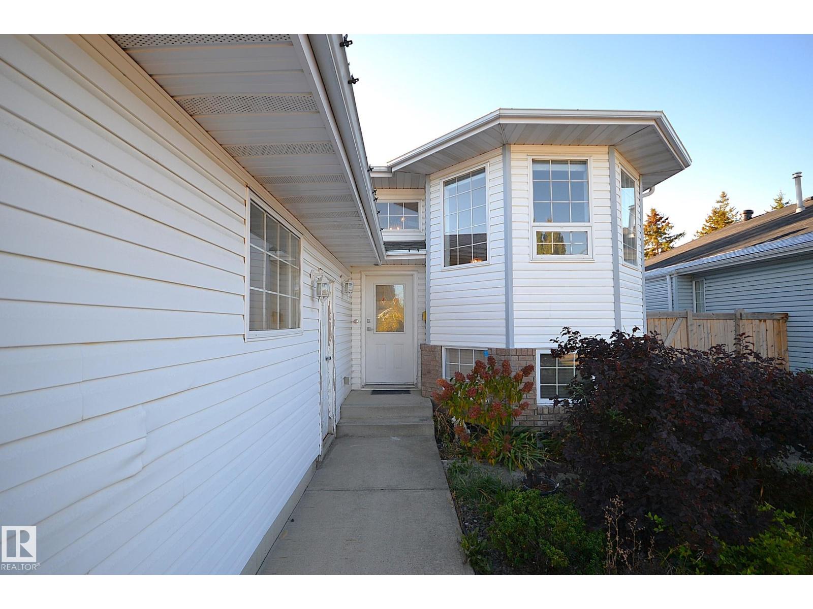 4337 21 Av Nw, Edmonton, Alberta  T6L 6L8 - Photo 3 - E4462526