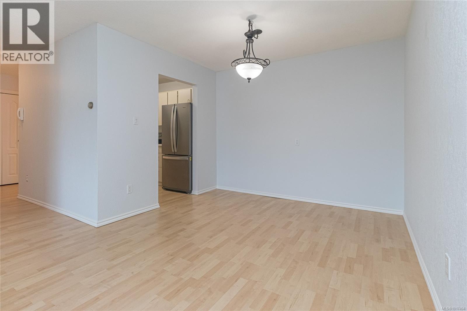 405 1145 Hilda St, Victoria, British Columbia V8V 2Z5 - Photo 10 - 1017404