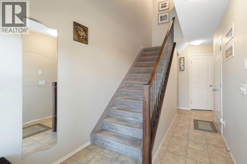 48 Panatella Villas Nw, Calgary, Alberta  T3K 0G6 - Photo 3 - A2264137