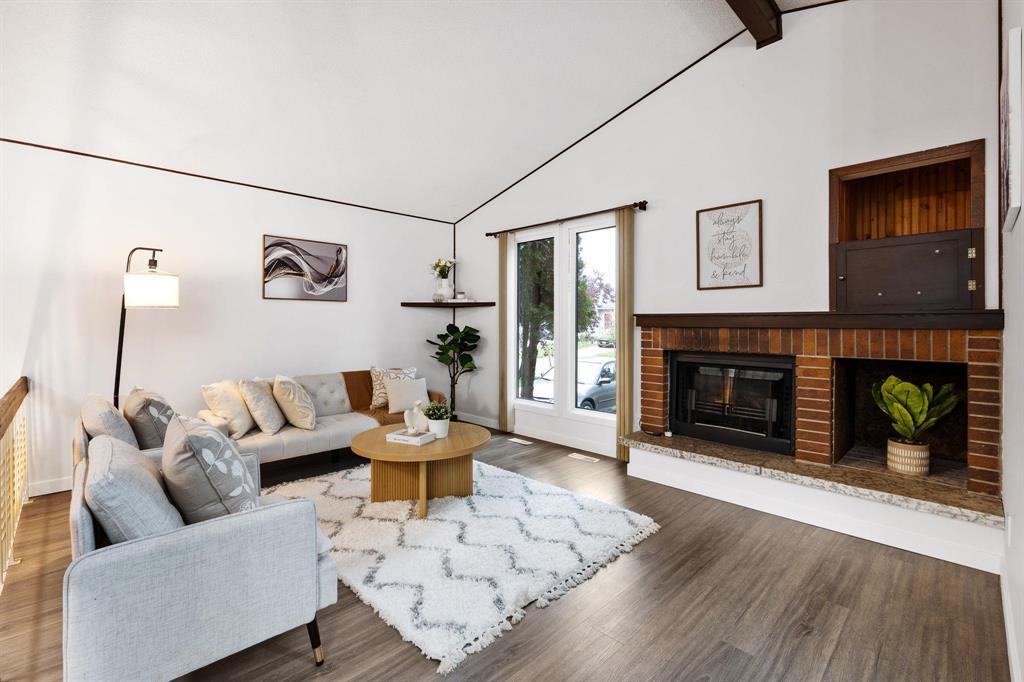 26 Strand Circle, Winnipeg, Manitoba  R2N 1N1 - Photo 1 - 202526420