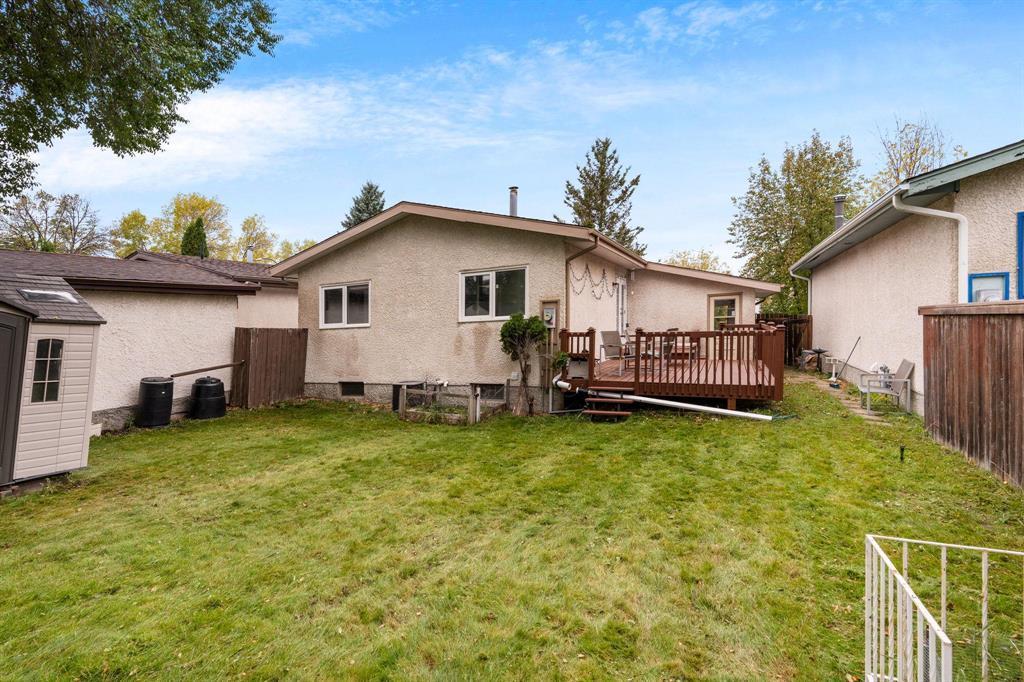 26 Strand Circle, Winnipeg, Manitoba  R2N 1N1 - Photo 24 - 202526420