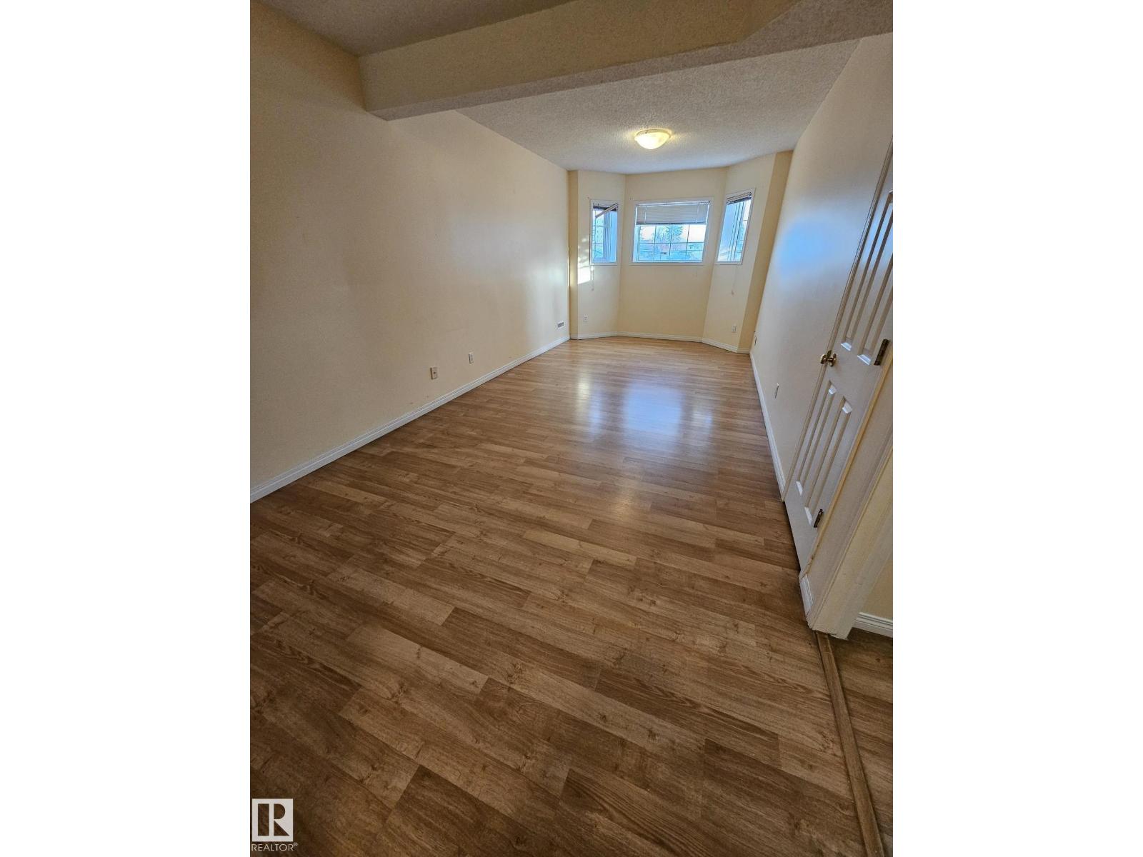 Unknown Address, ,     - Photo 16 - E4462676