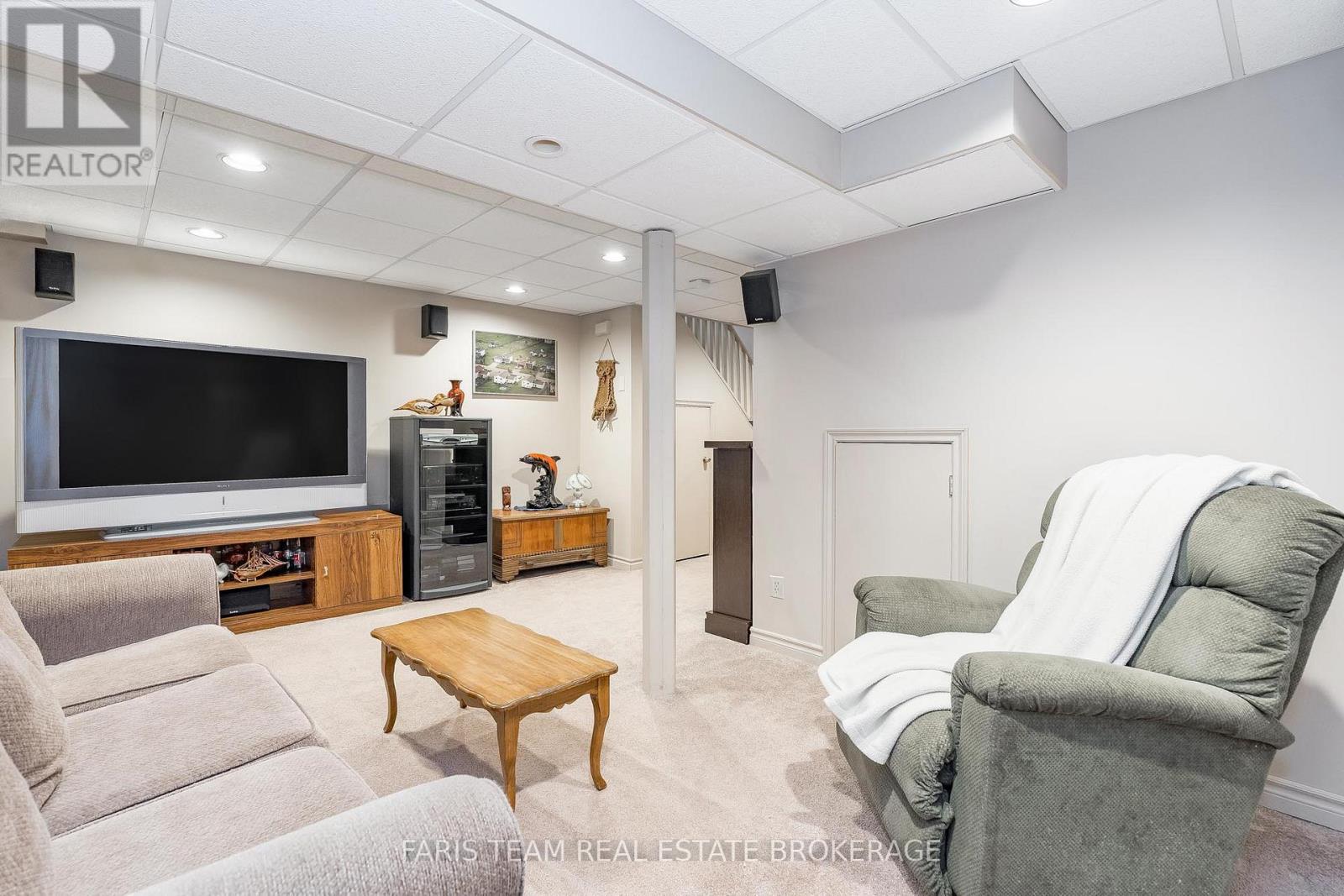 2275 Webb Street, Innisfil, Ontario  L9S 1K6 - Photo 23 - N12398268