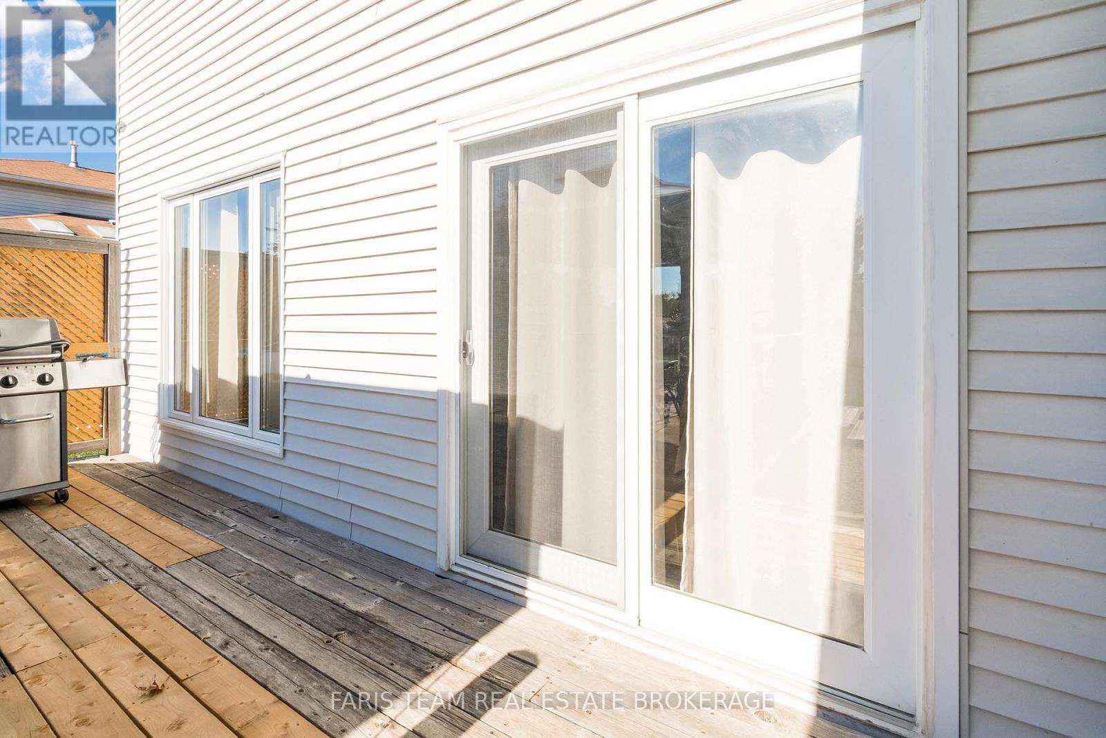 2275 Webb Street, Innisfil, Ontario  L9S 1K6 - Photo 25 - N12398268