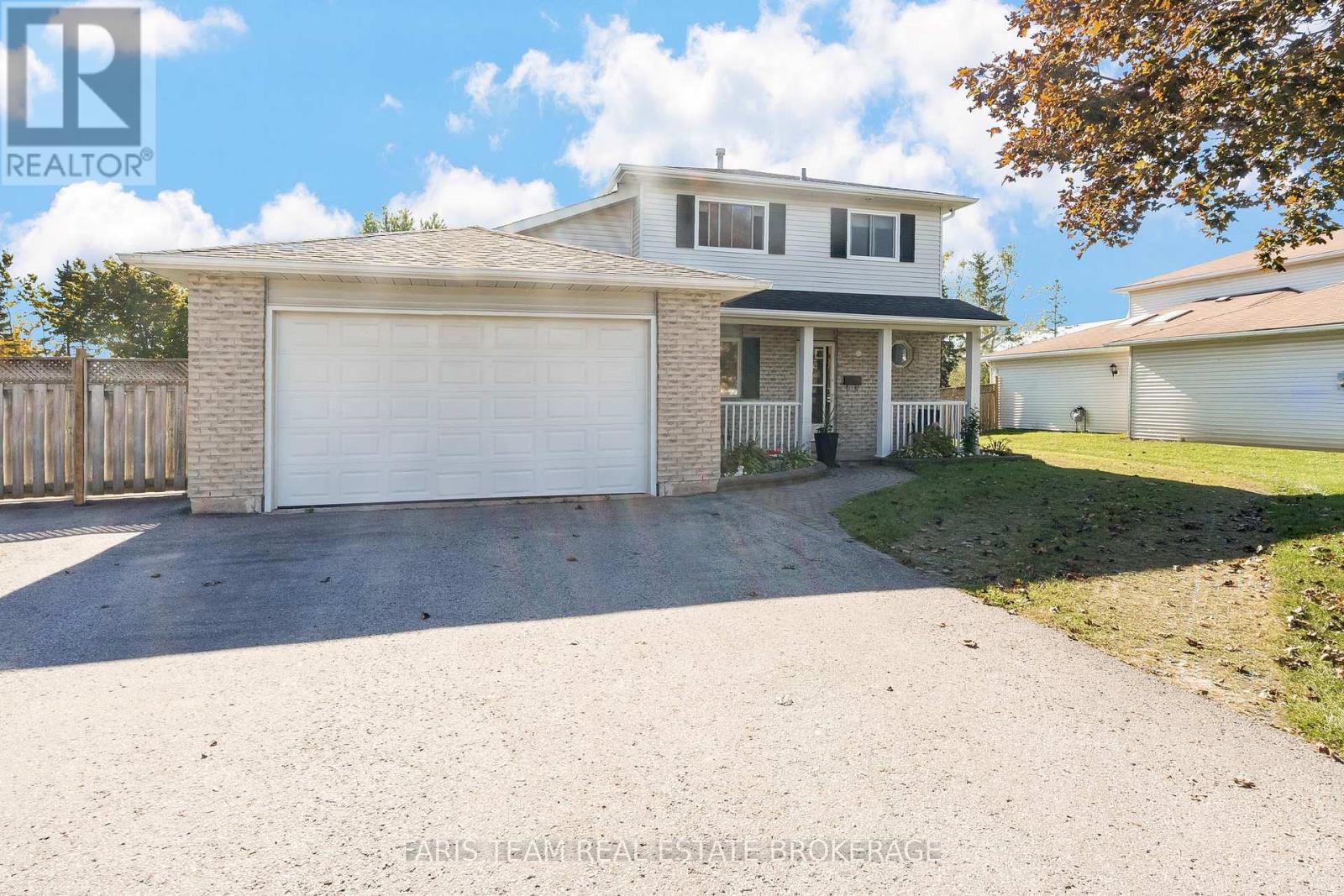 2275 Webb Street, Innisfil, Ontario  L9S 1K6 - Photo 5 - N12398268