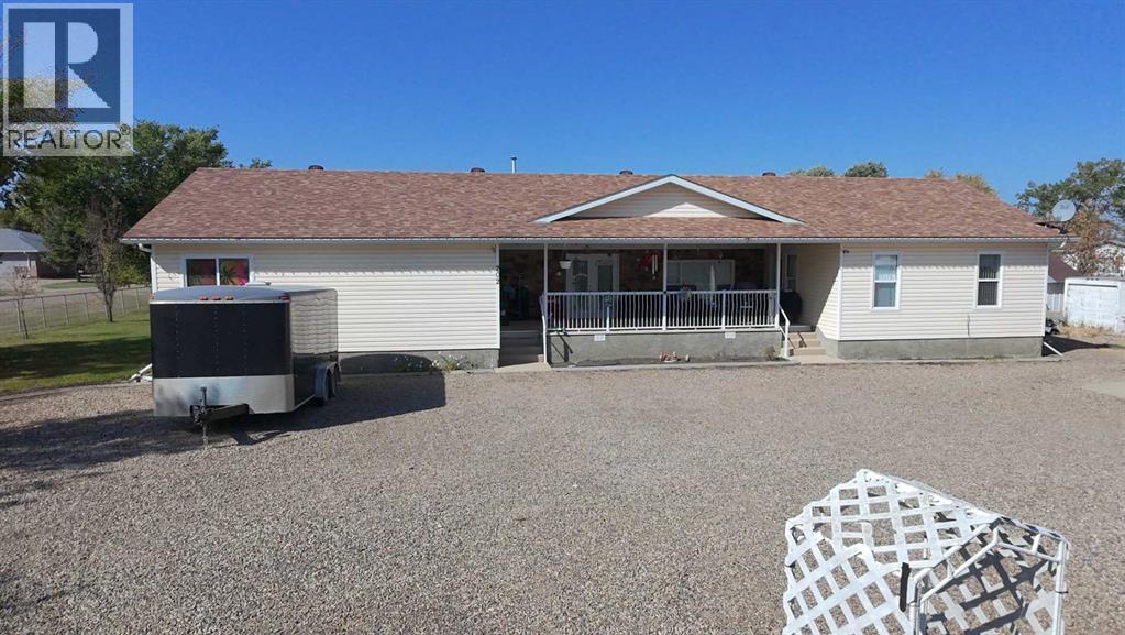 202 James Avenue, Taber, Alberta  T1G 2E4 - Photo 3 - A2256775