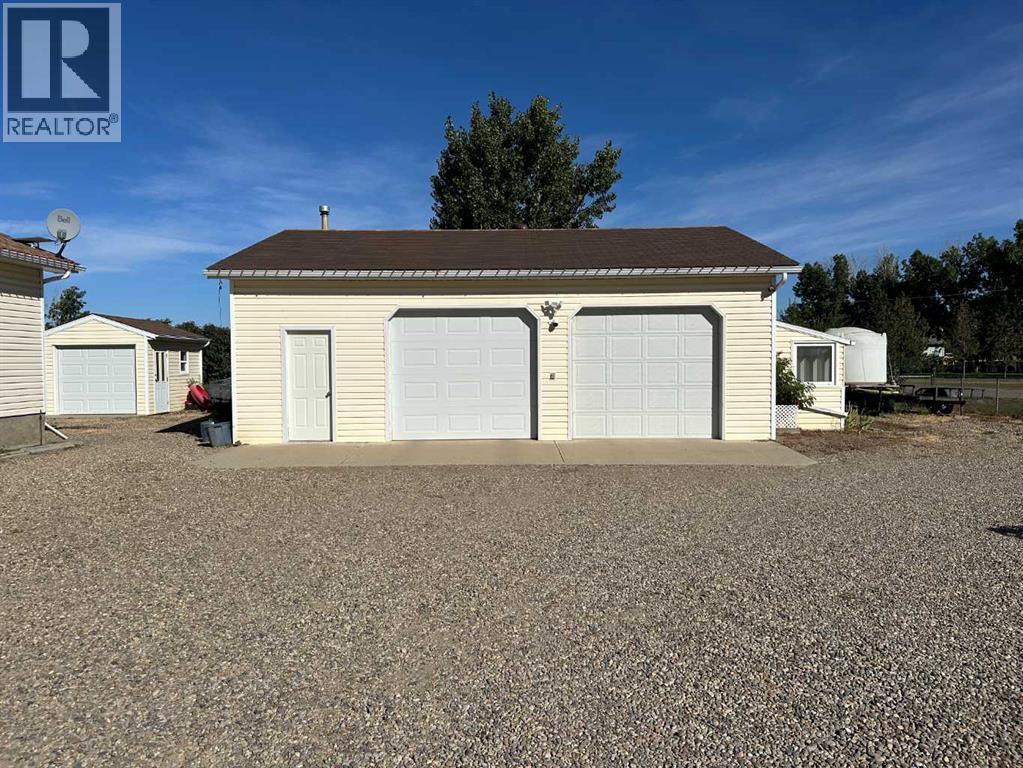 202 James Avenue, Taber, Alberta  T1G 2E4 - Photo 4 - A2256775
