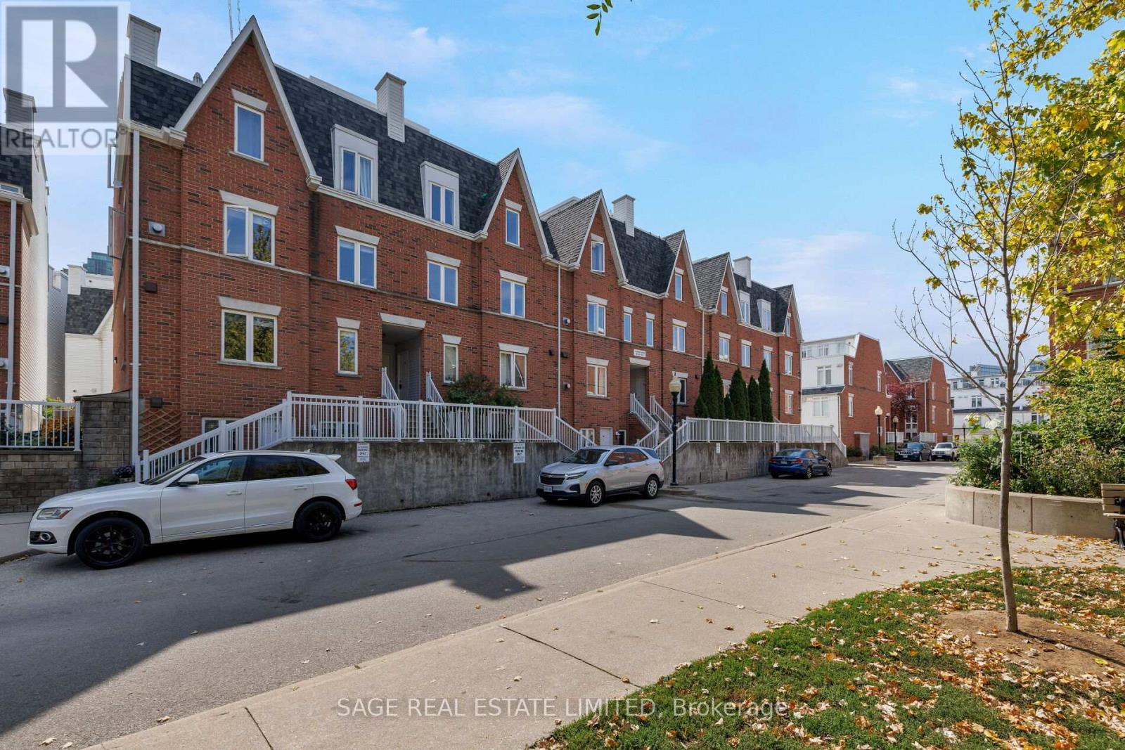 811 - 12 Sudbury Street, Toronto, Ontario  M6J 3W7 - Photo 2 - C12469997
